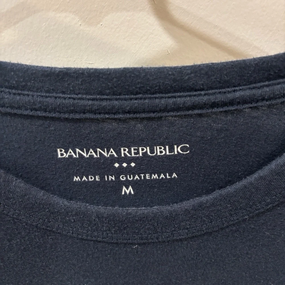 Banana Republic Navy Short Sleeve Tee - Picture 2 of 3